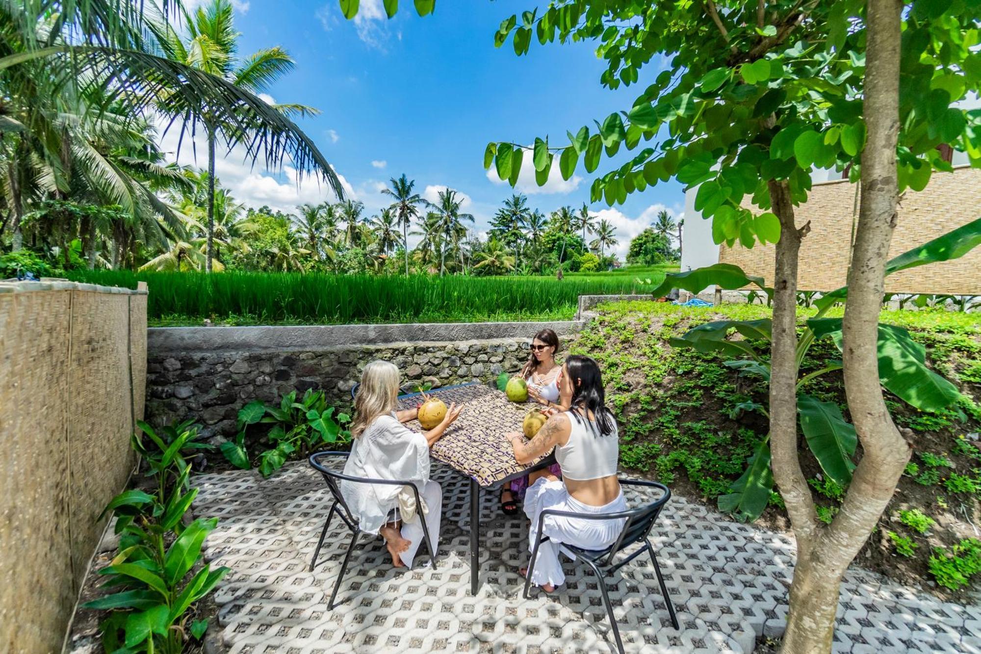 As I Am Ubud Retreat ภายนอก รูปภาพ